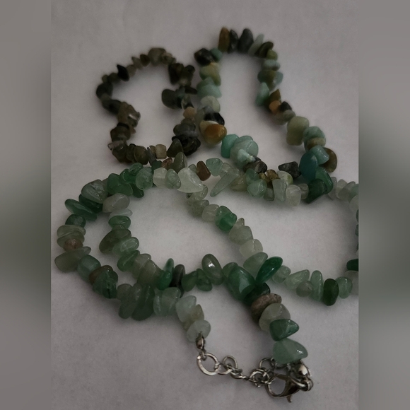 Three Piece Bohemian Style Natural Stone Bead Necklace And  Bracelets Set - Picture 3 of 5